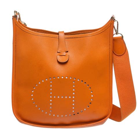 hermes tasche evelyn orange|Hermès 101: The Evelyne Bag .